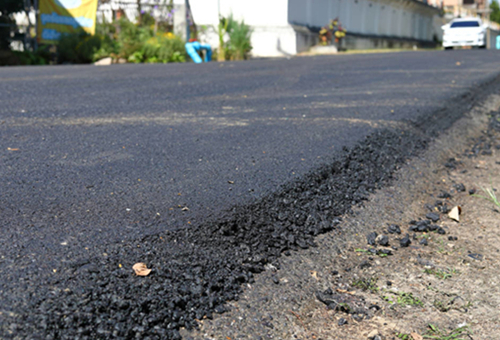 沥青道路施工